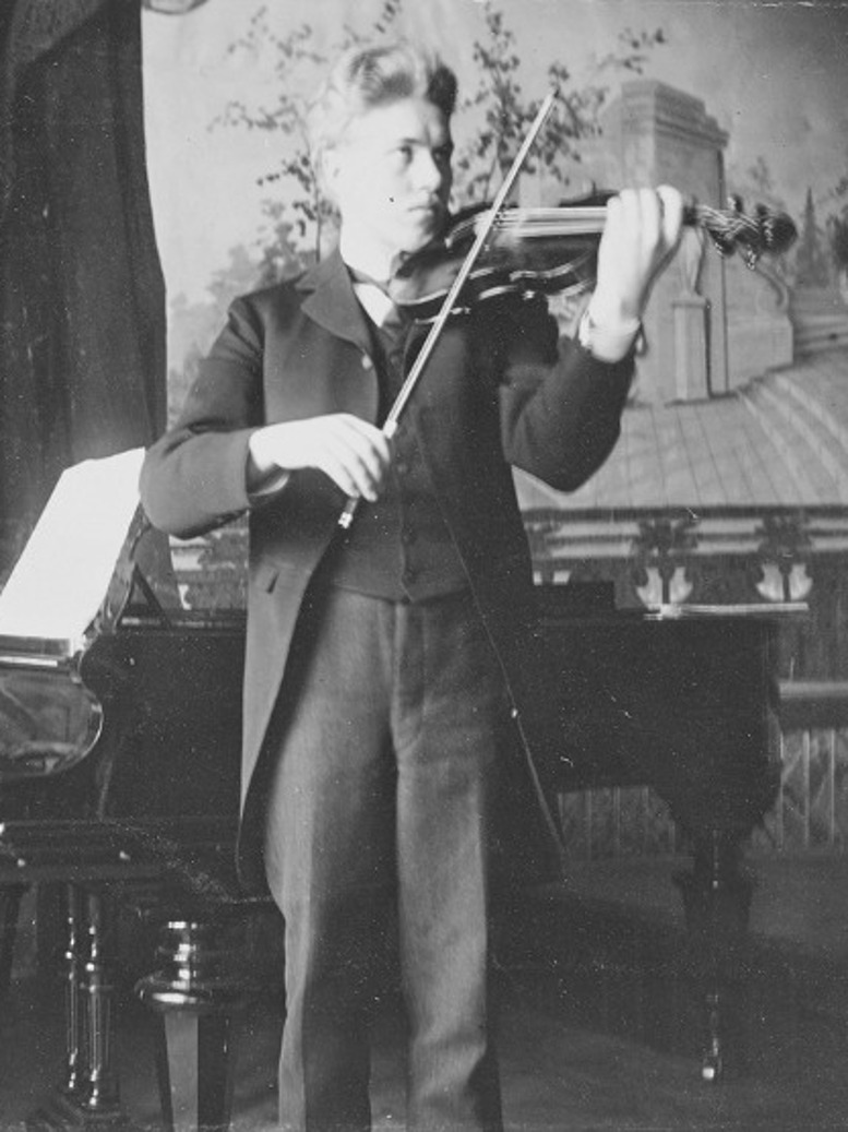 Viulisti Heikki Halonen